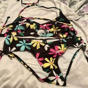 Hurley floral bikini